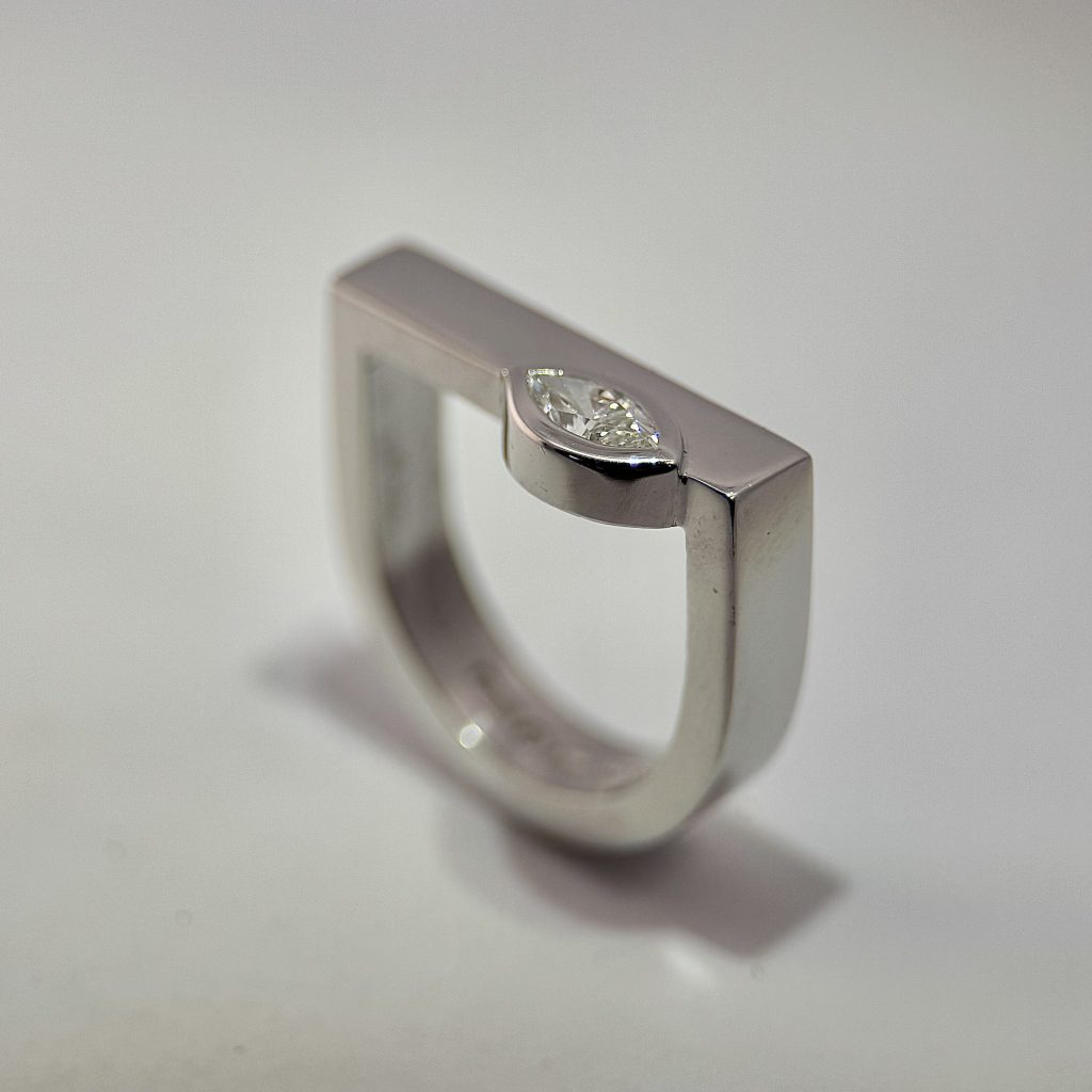 Guldring - No 25